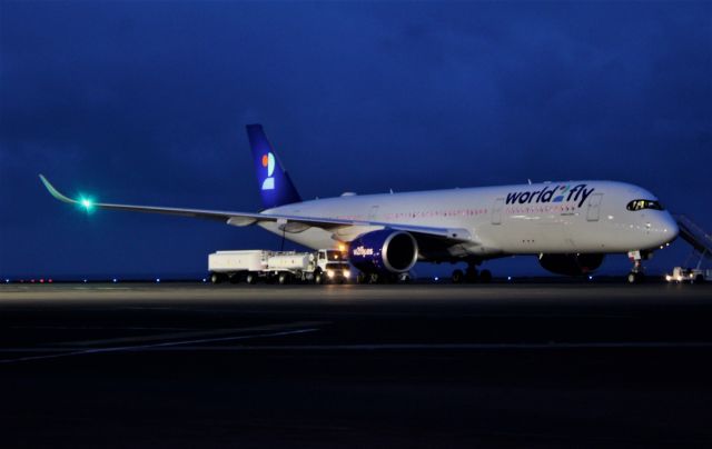 Airbus A350-900 (EC-NOI) - Santa Maria Island International Airport - LPAZ. December 13, 2021.