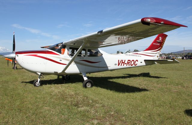 Cessna Skylane (VH-ROC)