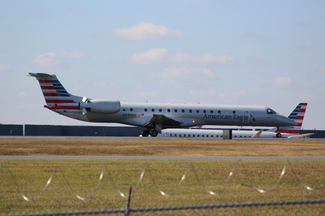 Embraer ERJ-145 (N699AE)