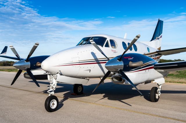 Beechcraft King Air 90 (N439PW)