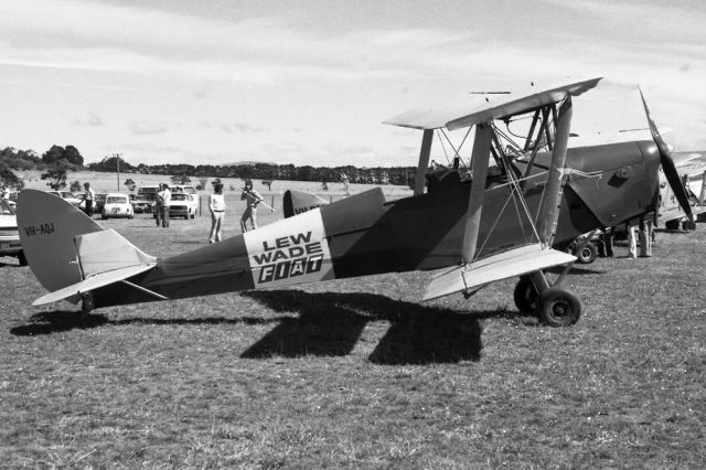 VH-AQJ — - DE HAVILLAND (AUSTRALIA) DH-82A TIGER MOTH - REG VH-AQJ (CN DHA23/TT262) - BERWICK VIC. AUSTRALIA - YBER (3/11/1973)35MM NEGATIVE SCAN.
