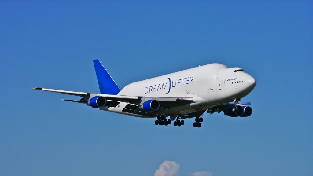 Boeing 747-400 (N718BA) - GTI4351 from KCHS on final to Rwy 16R on 6/2/14. (LN:932 / cn 27042).