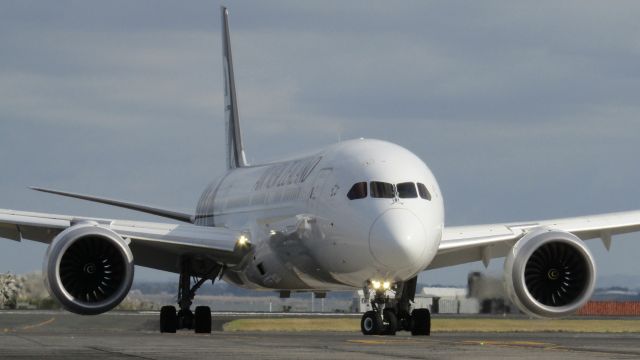 Boeing 787-9 Dreamliner (ZK-NZQ) - Arriving after a cargo service to Brisbane.