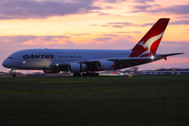 Airbus A380-800 (VH-OQC)