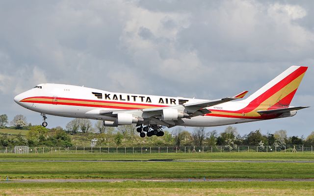 Boeing 747-400 (N706CK) - kalitta air b747-4b5f n706ck landing at shannon 9/5/19.