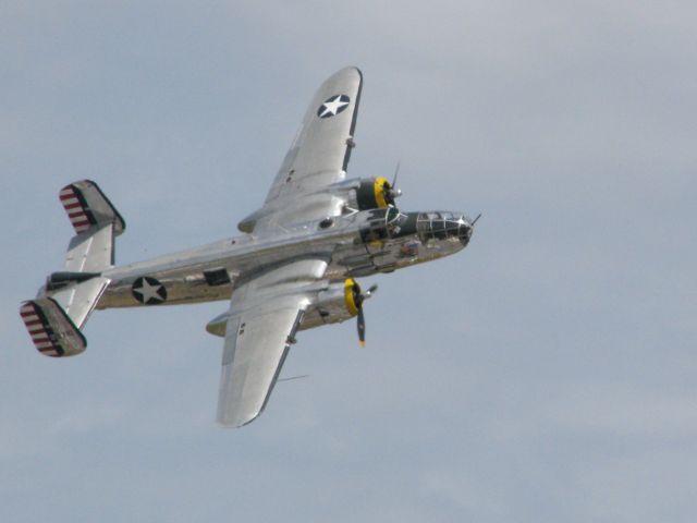 — — - B-25J Pacific Prowler fly-by in TCL