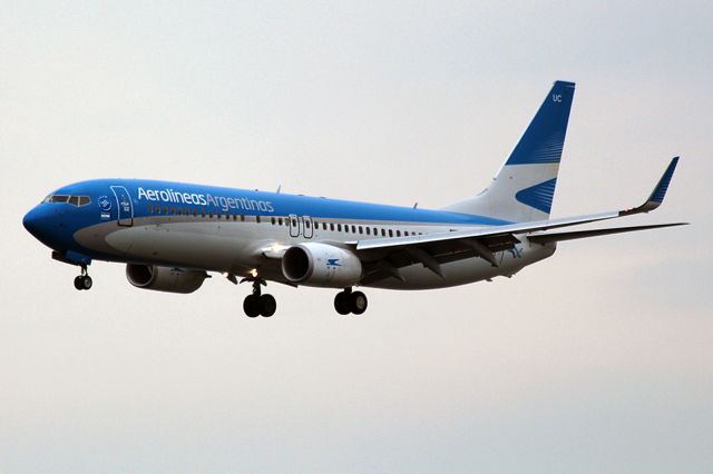 Boeing 737-700 (LV-FUC)