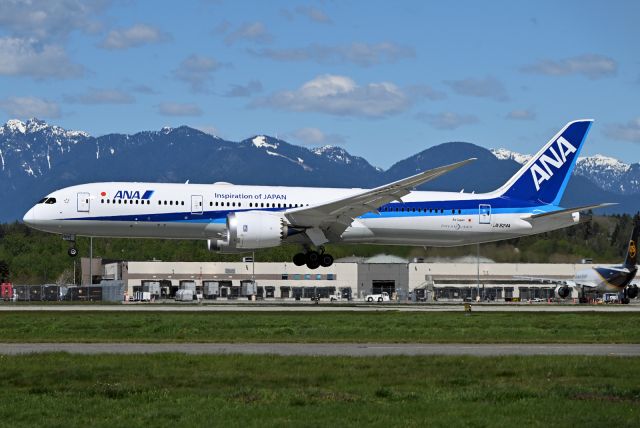 Boeing 787-9 Dreamliner (JA924A)