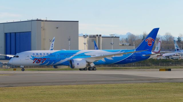 Boeing 787-9 Dreamliner (B-1168) - BOE936 taxis to the Boeing North ramp on completion of a C1 flight on 12.7.18. (ln 787 / cn 38797).