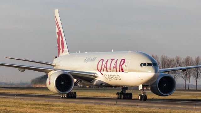 BOEING 777-200LR (A7-BFI)