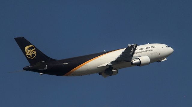 Airbus A300F4-600 (N131UP)