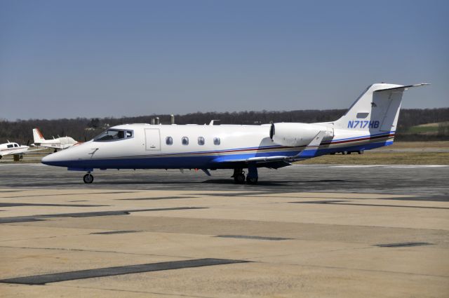 Learjet 55 (N717HB) - Seen at KFDK on 3/24/2009.