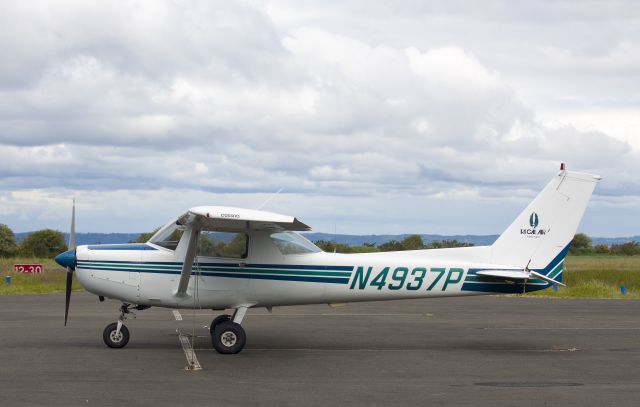 Cessna 152 (N4937P)