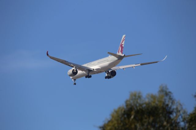 Airbus A350-1000 (A7-ANO)