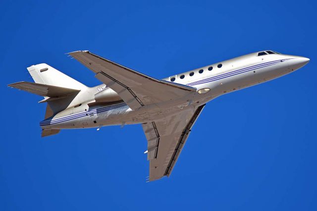 Dassault Falcon 50 (N512JB) - Falcon 50 N512JB at Phoenix Sky Harbor on Janaury 12, 2016. It carries construction number is 202. 