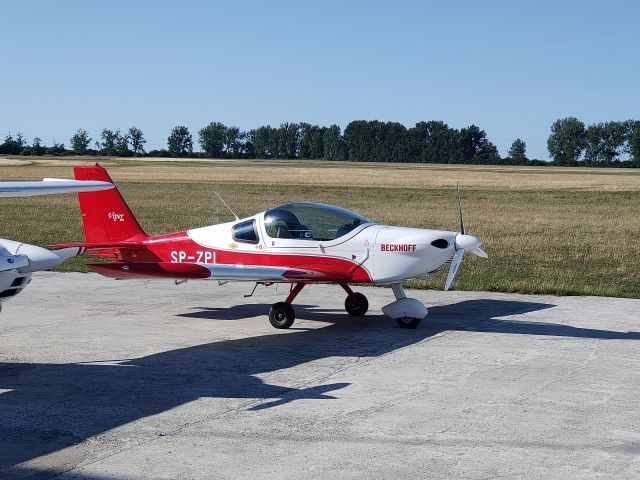 TOMARK SD-4 Viper (SP-ZPI) - Szymanow airport, 2022-Jul-17