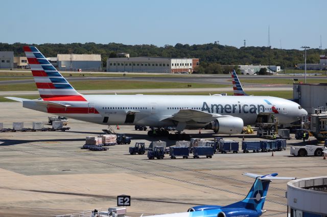 Boeing 777-200 (N773AN)