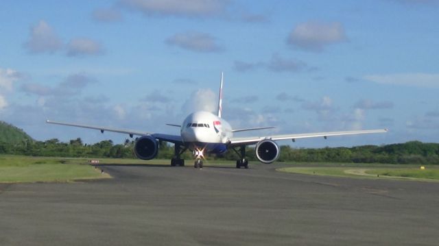 Boeing 777 (G-VIIY)