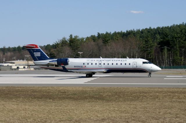 Canadair Regional Jet CRJ-700 (N439AW)