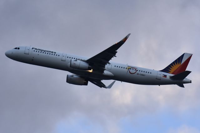 Airbus A321 (RP-C9907)