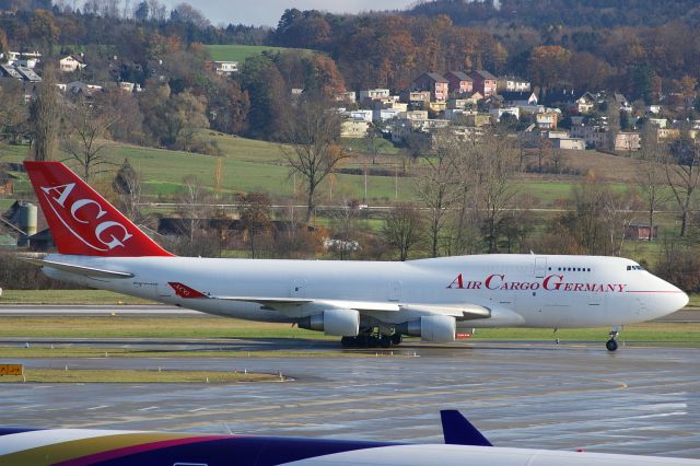 Boeing 747-400 (D-ACGA)