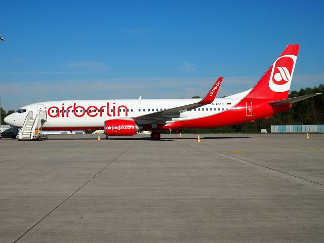 Boeing 737-800 (D-ABKS)