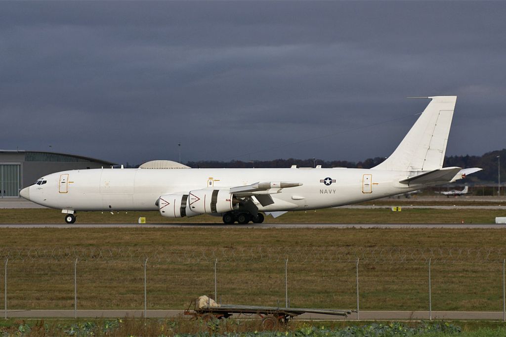 16-4406 — - Boeing E-6B Mercury  USA Navy  EDDS Stuttgart-Echterdingen Airport Germany  6.November 2009