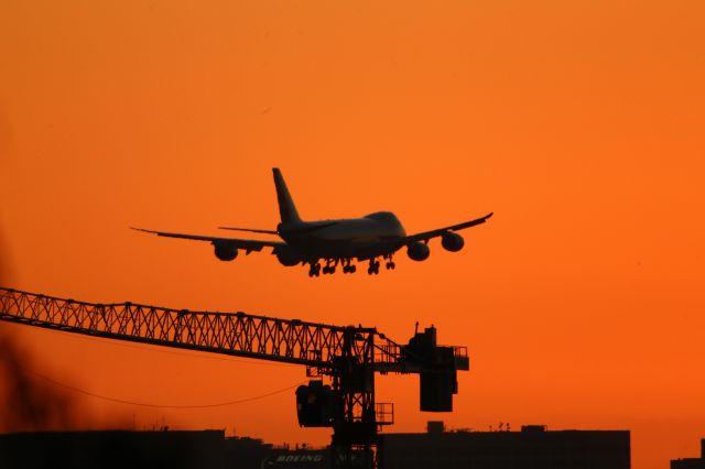 BOEING 747-8 —