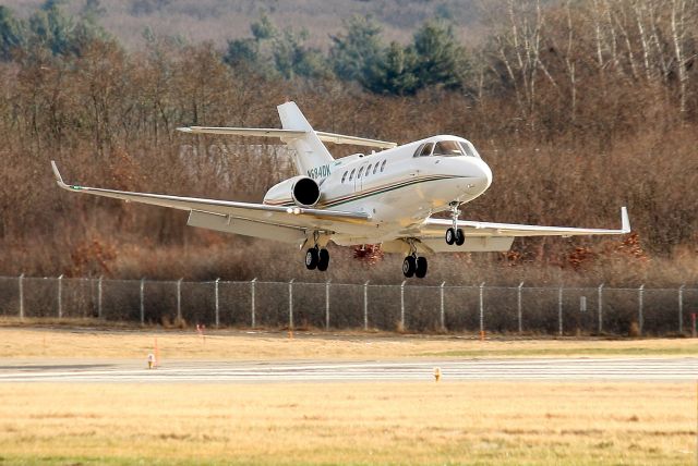 Hawker 800 (N684DK)