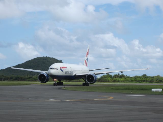 BOEING 777-200LR (G-VIIV)