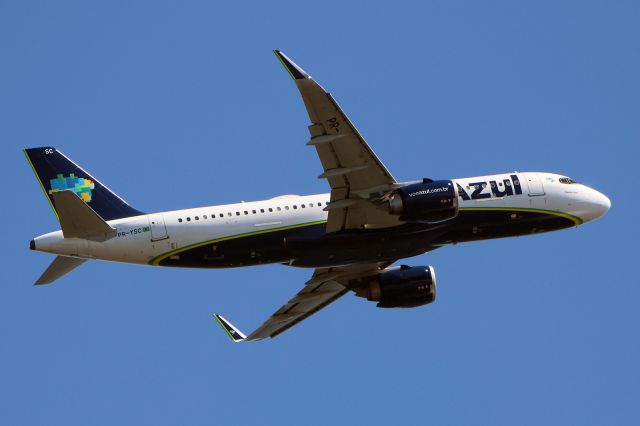 Airbus A320 (PR-YSC)