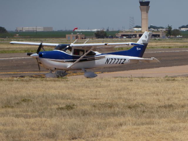 Cessna Skylane (N777TZ)