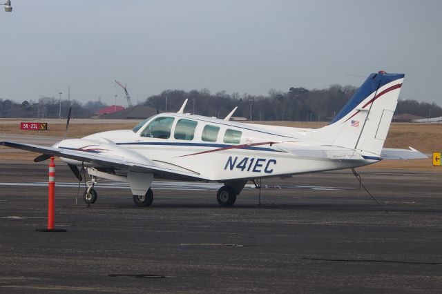 Beechcraft Baron (58) (N41EC)