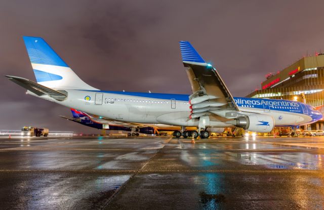 Airbus A330-200 (LV-GIF) - Rare visit of Aerolineas Argentinas A332 to Sheremetyevo Airport. This board made a non-stop flight from Buenos Aires (EZE) to take away a portion of russian anti COVID-19 vaccine Sputnik By Gleb Borzyakov