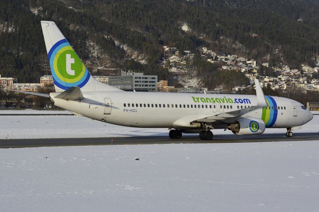 Boeing 737-800 (PH-HZL)