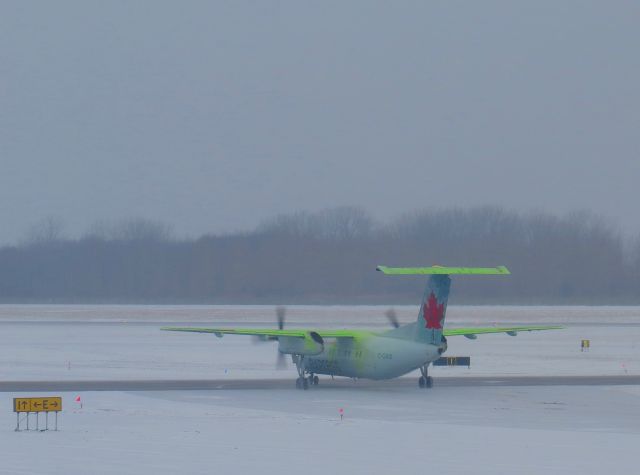 de Havilland Dash 8-100 (C-GANI) - taxiing for its flight to Bathurst CZBF after deicing