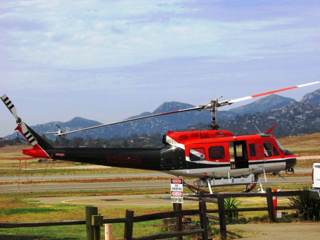 Short SD3-60 (N386HQ) - Parked at Ramona