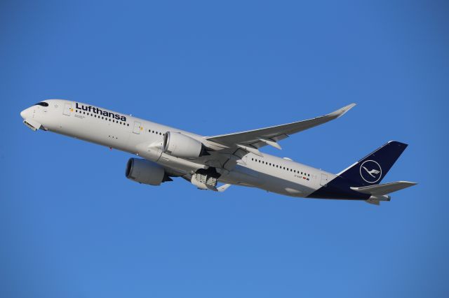 Airbus A350-900 (D-AIXP)
