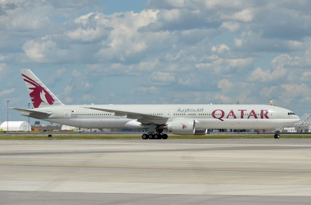BOEING 777-300ER (A7-BAI)