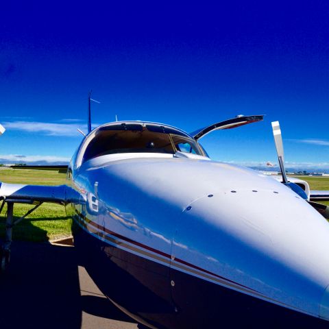 Piper Aerostar (C-GBVB) - A "Piper Aerostar" getting ready for a flight at "Windsor International Airport".