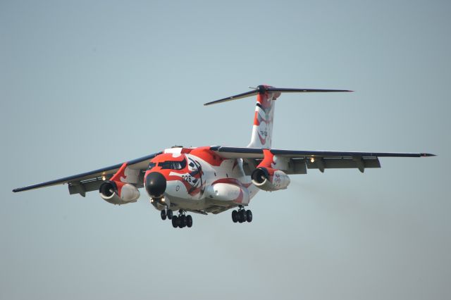 KAWASAKI C-1 (78-1026) - 3.Nov.2018br /This airframe is the aircraft that was painted on the occasion of the 60th anniversary of the establishment of Air Self Defense Force Iruma Base.br /Kabuki in Japan is a motif.