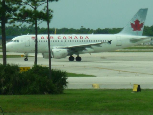 Airbus A319 (C-FYJP)