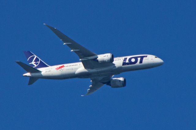 Boeing 787-8 (SP-LRH) - Subject aircraft photographed over Northern New Jersey on 25-May-18 at 1730HrsEDT operating as Lot - Polskie Linie Lotnicze 11.