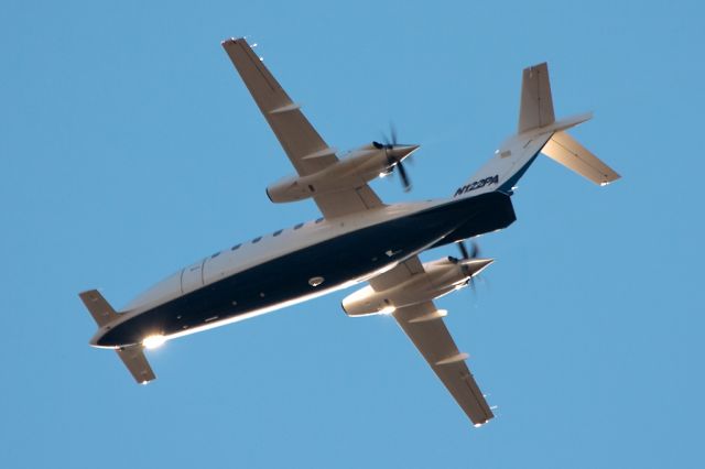 Piaggio P.180 Avanti (N122PA)