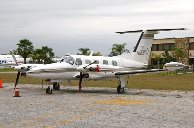 Piper Cheyenne 400 (N158TJ)