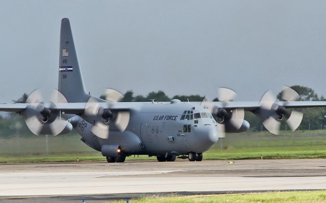 Lockheed C-130 Hercules (93-1041) - rch522 usaf c-130h 93-1041 of dobbins arb georgia taxing onto stand at shannon 11/6/17.