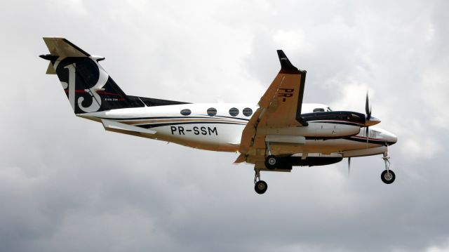 Beechcraft Super King Air 200 (PR-SSM)