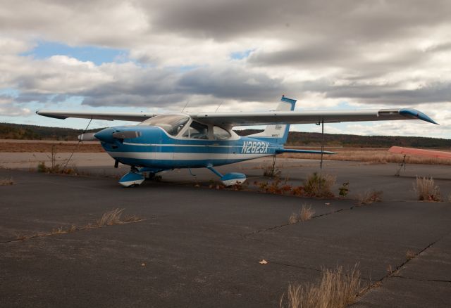 Cessna Cardinal (N2823X)