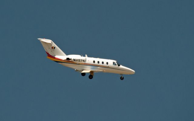 Cessna Citation CJ1 (N1127K) - Turning base to final at Carson City