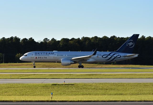 Boeing 757-200 (N705TW) - A rare privilege at RDU! Getting to photograph from the DOT hangar for a Collings Foundation fly-in.  While being there, folks get the opportunity for some amazing closeups.